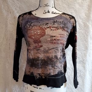 SKINNY MINNIE  Graphic Top - Large